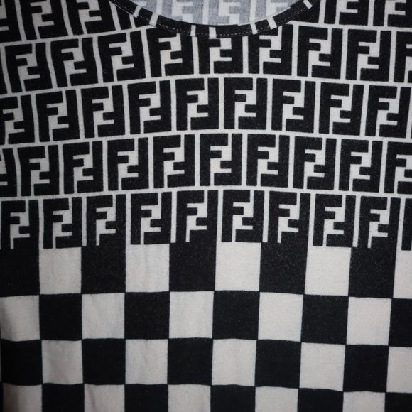 Fendi Monogram T Shirt - Picture 4 of 4
